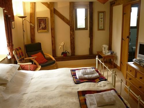 Отель Oak Farm Barn Beyton Экстерьер фото